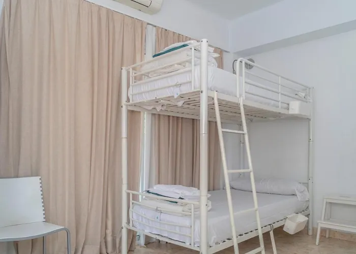 La Moraga De Poniente Malaga Hostel